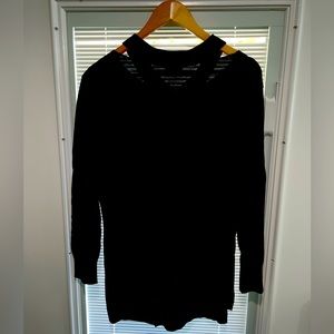 Vince Camuto Sweater. Size M.